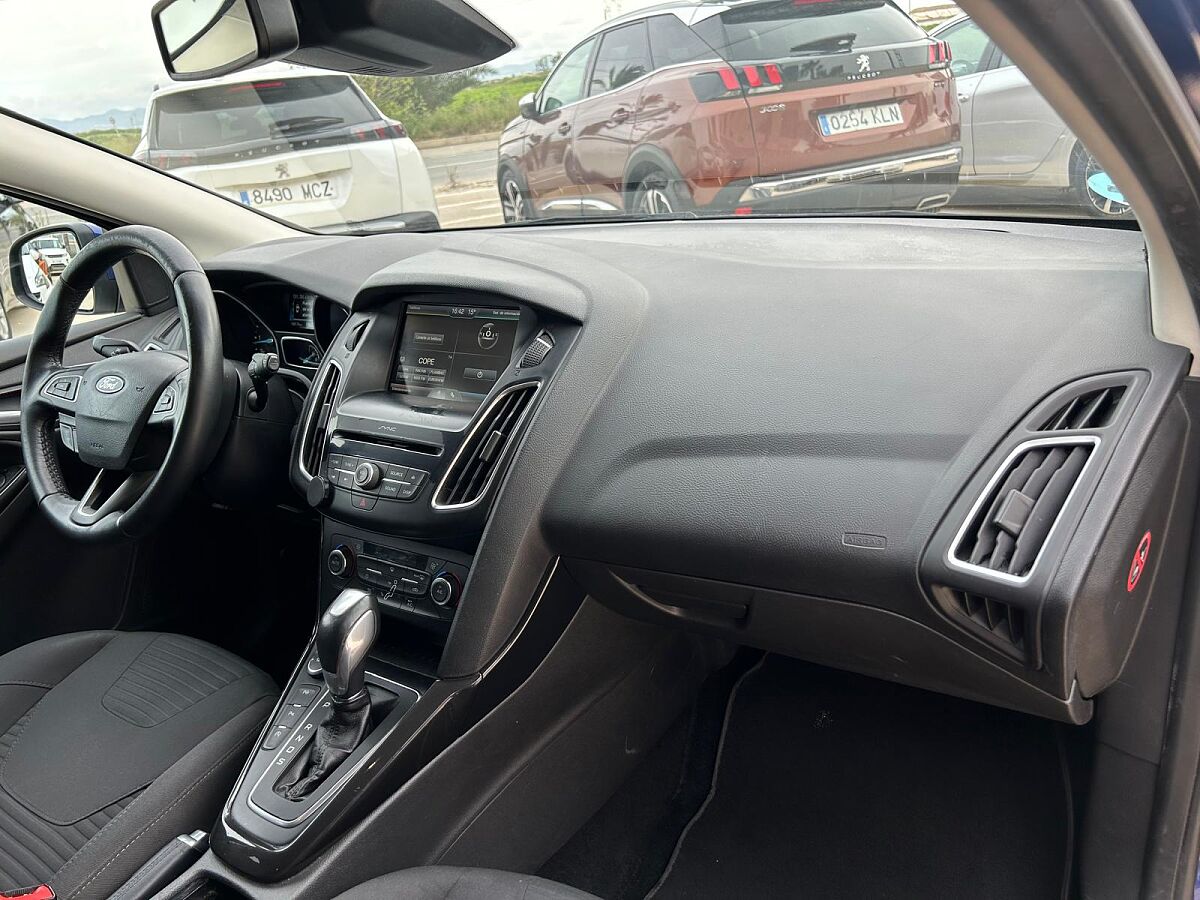 FORD FOCUS TITANIUM ESTATE 1.5 TDCI AUTO SPANISH LHD IN SPAIN 93000 MILES 2015